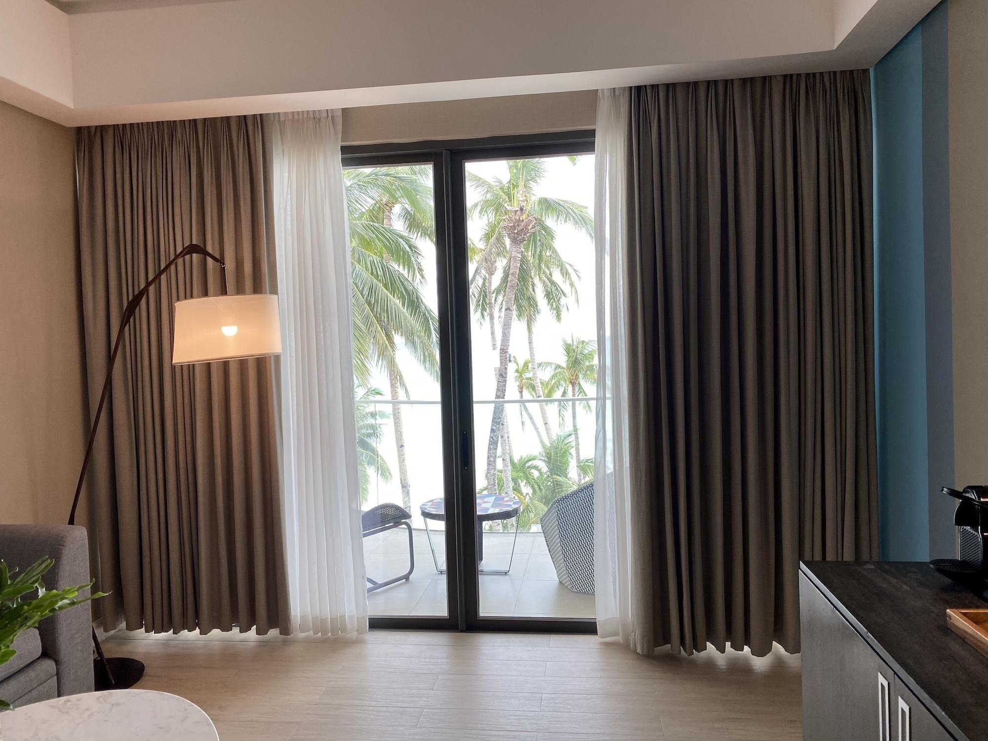Отель The Lind Boracay Balabag  Экстерьер фото